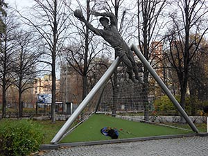 1180600