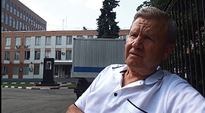 200