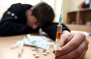 12193