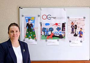 42873