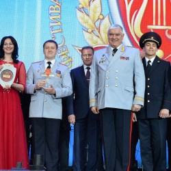 145.JPG
