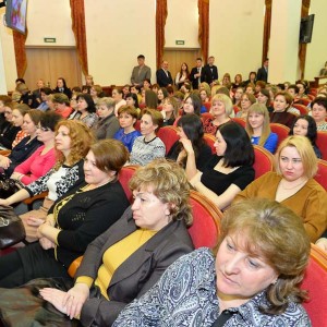 8 Марта на Петровке,38