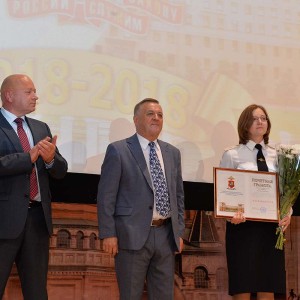ОТМЕЧАЯ ВЕКОВОЙ ЮБИЛЕЙ