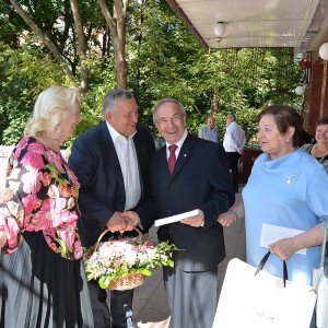 РОДНАЯ СТРАНА, ТЫ МОЖЕШЬ НА НАС ПОЛОЖИТЬСЯ