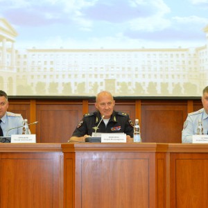 К СЛУЖБЕ ПРИСТУПИЛИ
