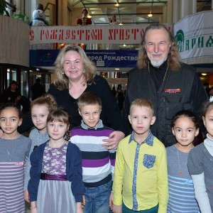 ПОД КРЫЛОМ У «МАРИИ» 