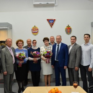 Жёны офицеров