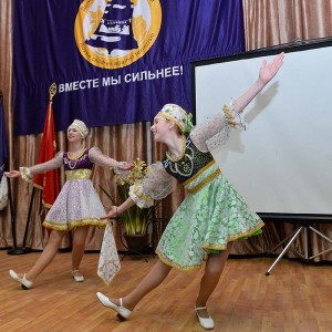 МИРОТВОРЦЫ СО ШКОЛЬНОЙ СКАМЬИ