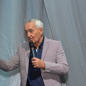 В ДУХЕ ВРЕМЕНИ